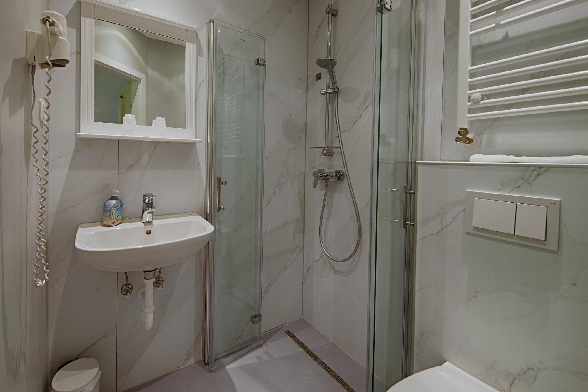 See Hotel Karlslust Chalets 施托尔科 外观 照片